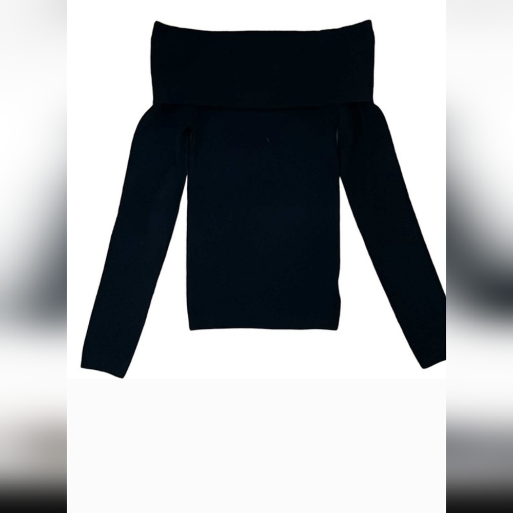 NWT. COMMENSE Black Off Shoulder top - Picture 2 of 4